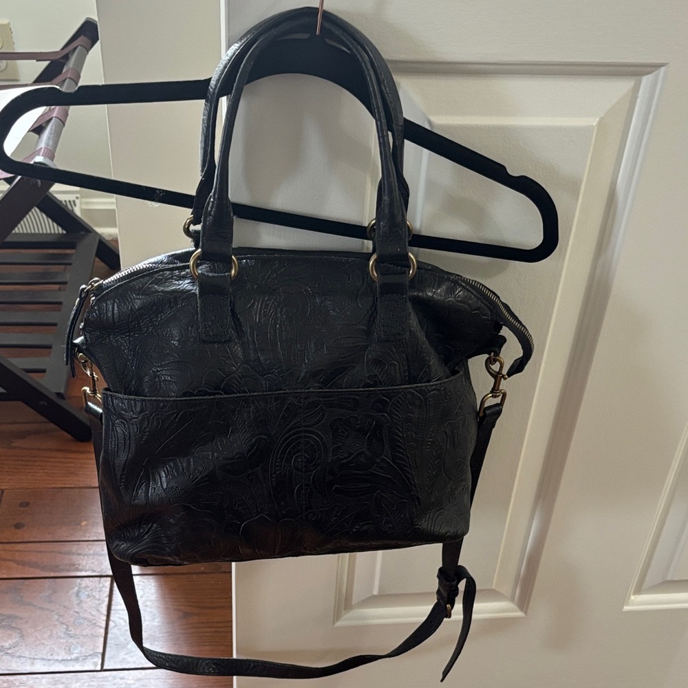 Chic Black Embossed Shoulder Bag